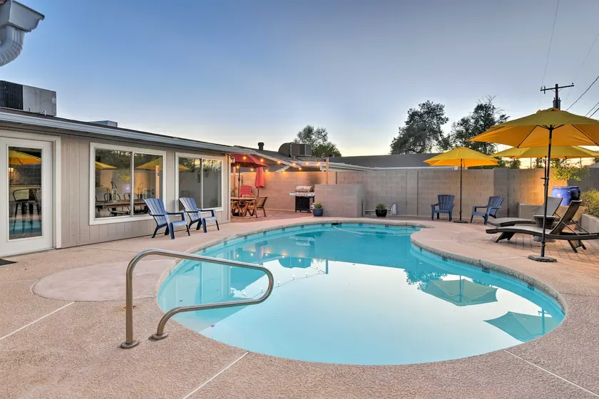 Swim, Putt & Explore! Classic Desert Phoenix Ranch - Image 1