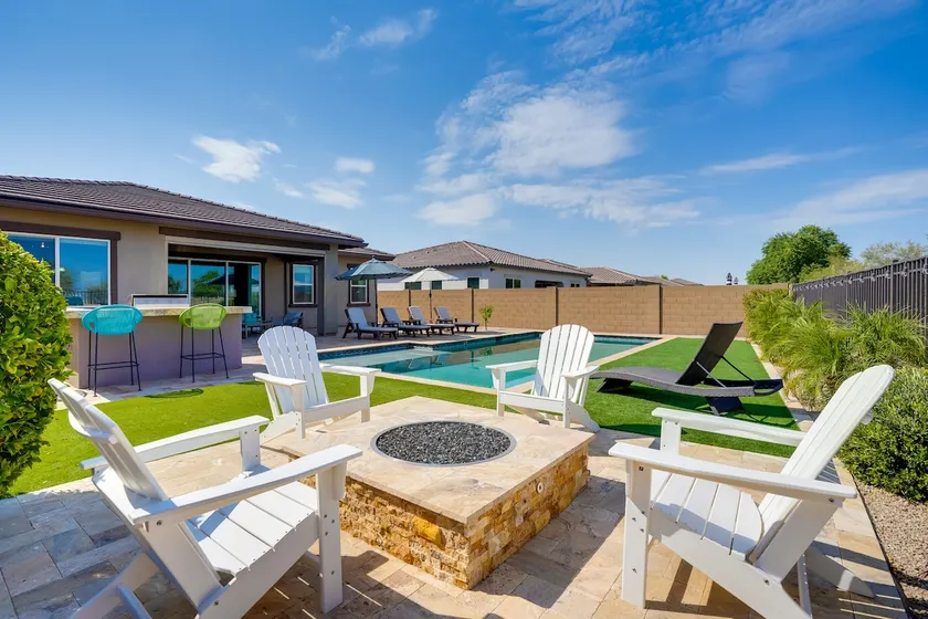 6 Mi to Luke AFB: Oasis w/ Private Pool - Image 1
