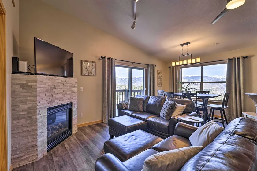 Newly Remodeled Mtn-View Condo in Silverthorne - Image 1