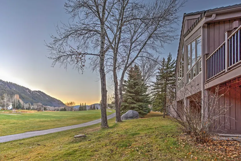 Charming Mtn Home on Golf Course ~ 4 Mi to Slopes! - Image 1