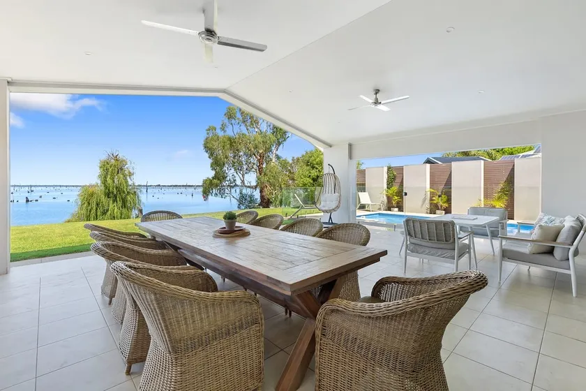 Woodbine Waters - Image 1