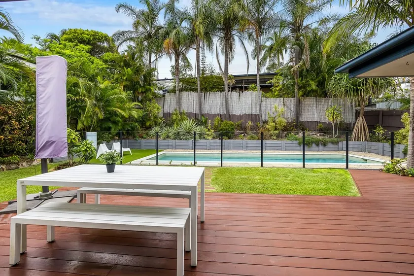 The Seahaven ~ Family Home with Pool, Pet Friendly - Image 1