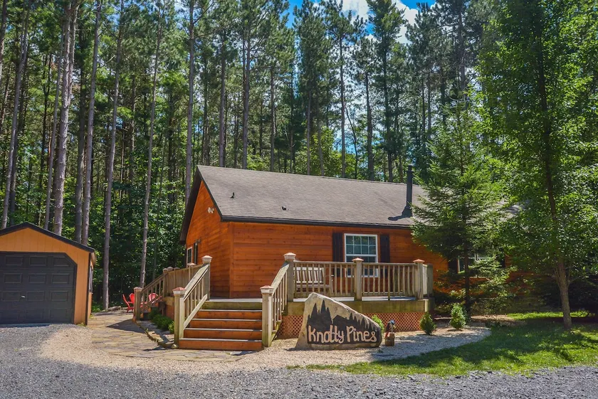 Knotty Pines - Image 1