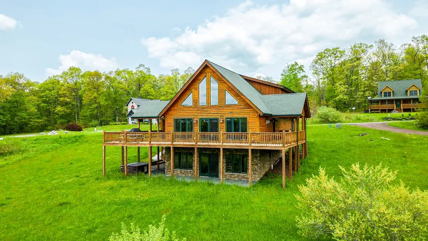 Valley Lodge - Image 1