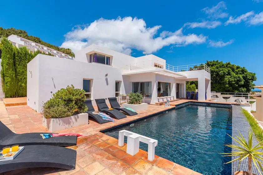 Villa Moderna - PlusHolidays - Image 1