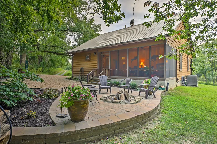 Beautiful Makanda Cabin in Shawnee National Forest - Image 1