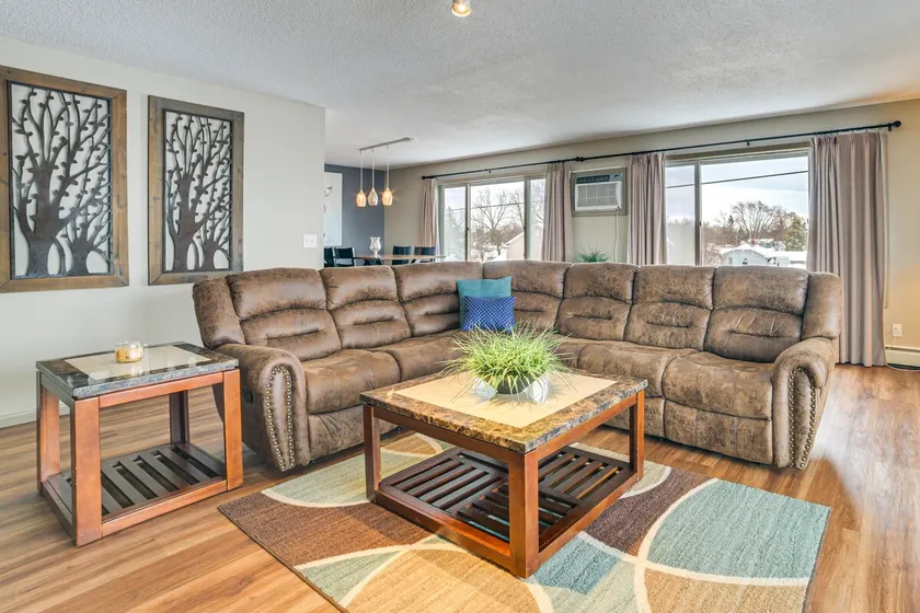 East Tawas Apartamento perto do Lago Huron e Downtown! - Image 1