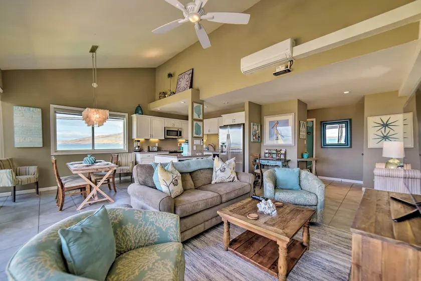 Bright Kihei Condo m / Pool Access & Ocean Views! - Image 1