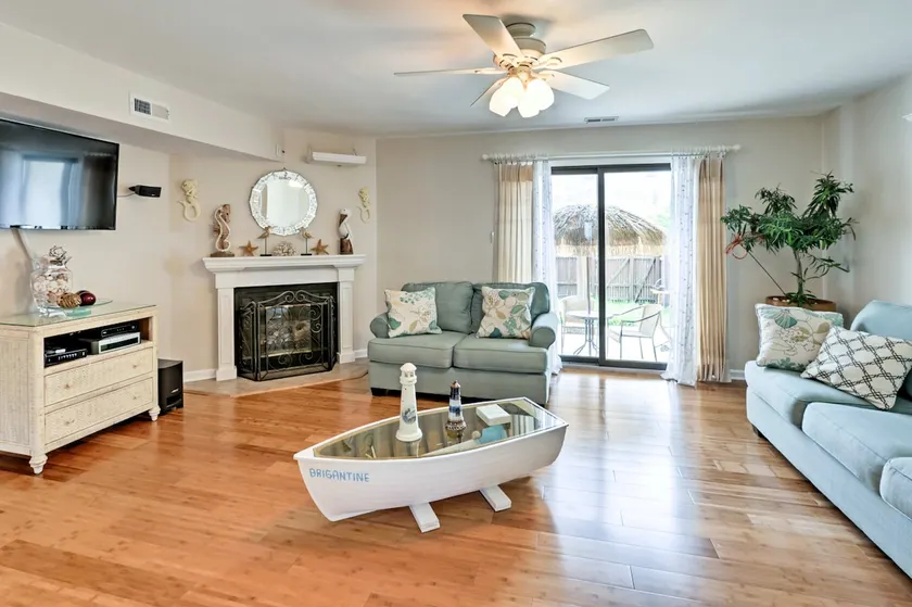 Brigantine Townhome Near Beaches & AC Casinos - Image 1