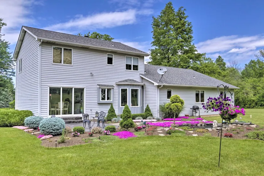 Charming Lewiston Apt: 10 Miles to Niagara Falls! - Image 1