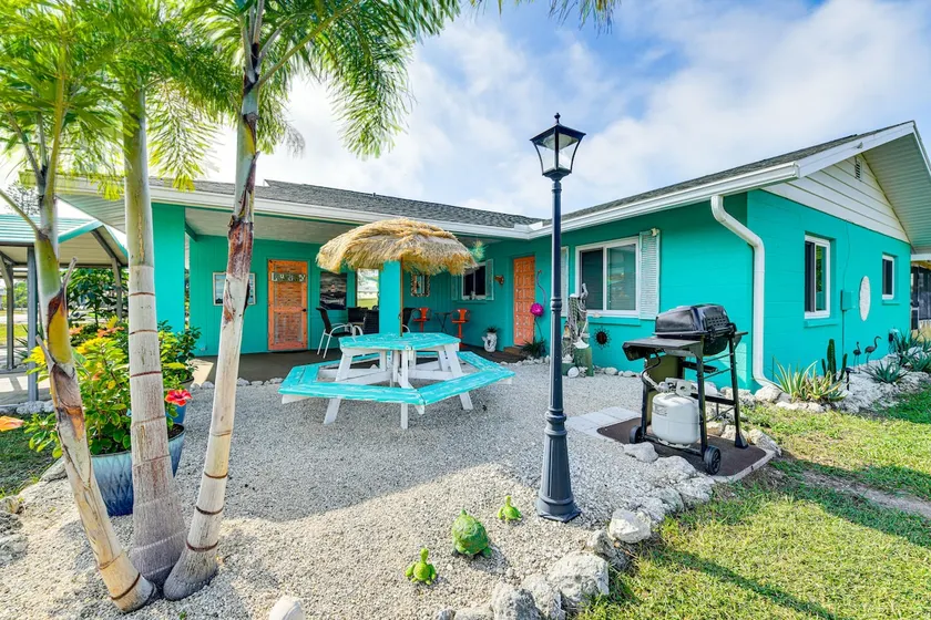 Pet-Friendly Bradenton Home 1.5 Mi to Cortez Beach - Image 1