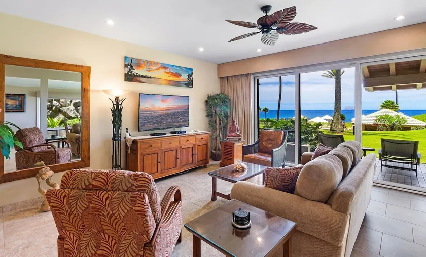 Reduced July & August ~ Popular Ocean Front - Image 1