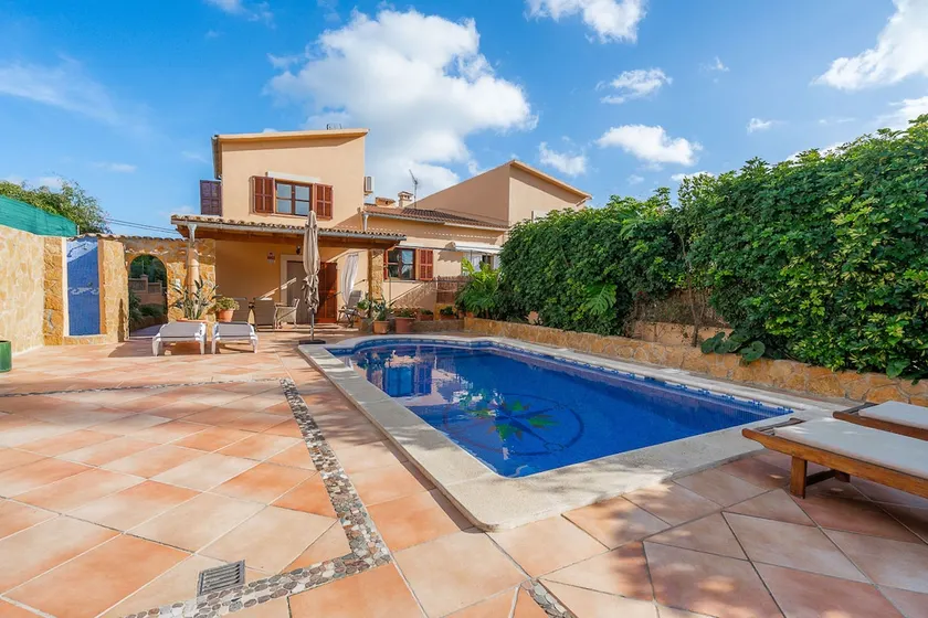 Villa Portals Nous by PriorityVillas - Image 1
