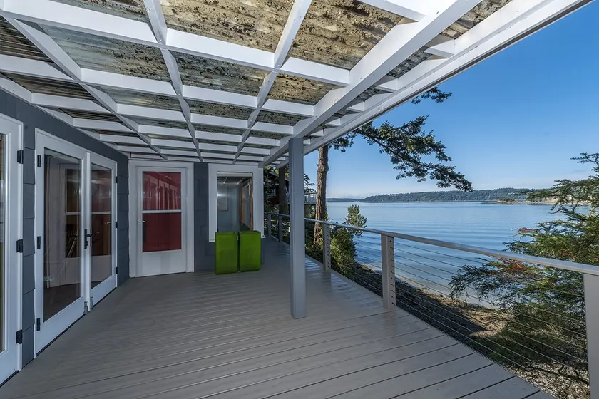 'The Nest' Gorgeous Waterfront 3BR La Conner Home - Image 1