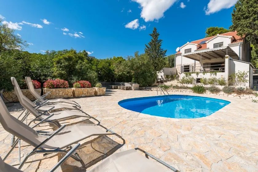 Villa Brac with pool Bol - Image 1