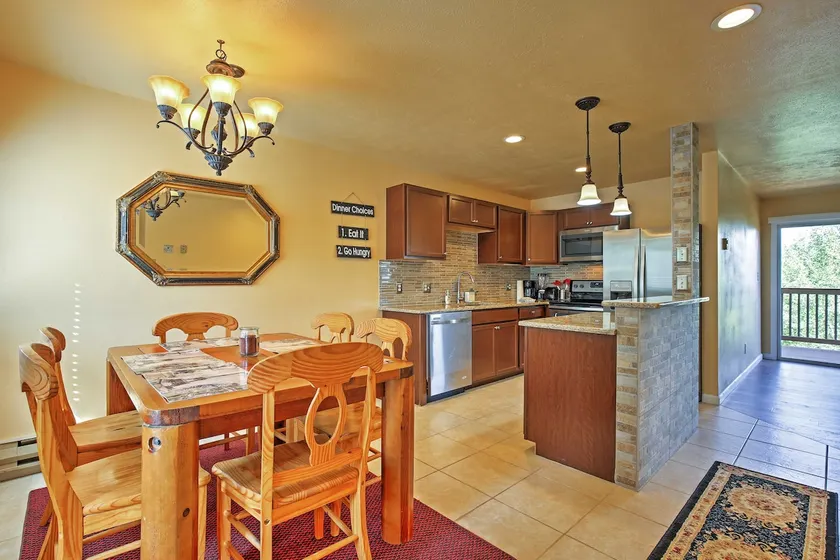7 Mi to Slopes! Mtn-View Silverthorne Resort Hub - Image 1