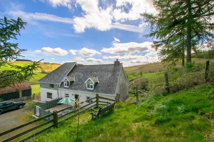 3 Bed in Builth Wells oc-wal257 - Image 1