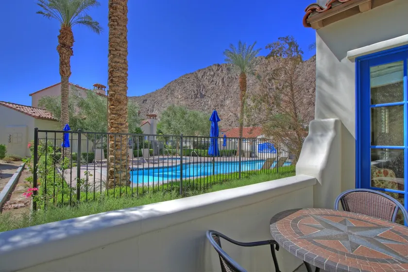 Belle Legacy Townhouse vous attend LQ103 - Image 1