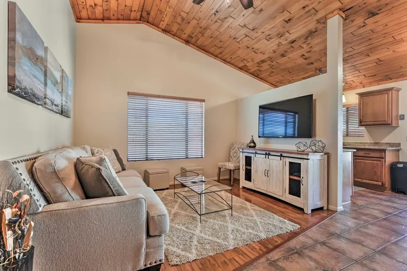 Fenced Yard & Grill! Tucson Family Escape - Image 1