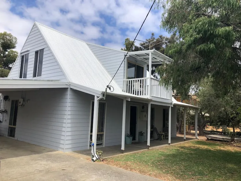 Dunsborough Beach Shack - Image 1