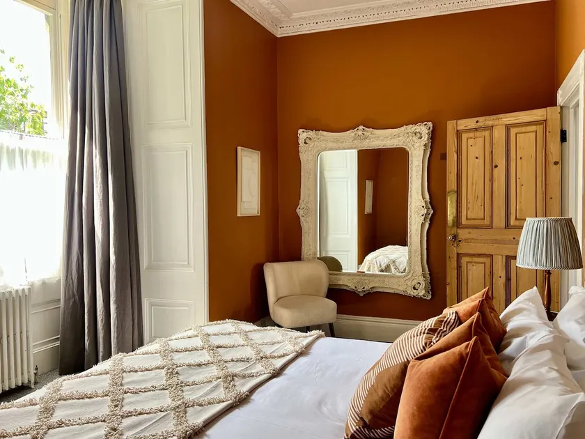 Georgian Manor - Elegance in Central Frome - Image 1