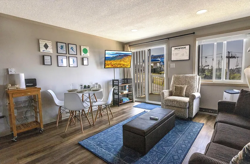 ML 142: Modern summer retreat with lift views! - Image 1