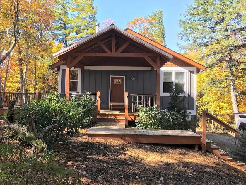 Elkhorn Rustic Cottage with Mountain Views. Pet fr - Image 1