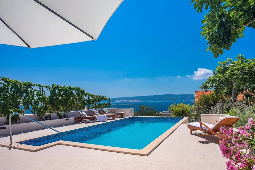 Fußläufig bis zum Meer, 5 Schlaf- und Badezimmer, offener Meerblick, freies WLAN - Image 1