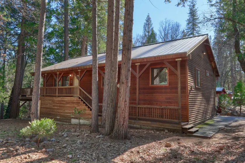 5N Edmond's Place inde i Yosemite National Park - Image 1