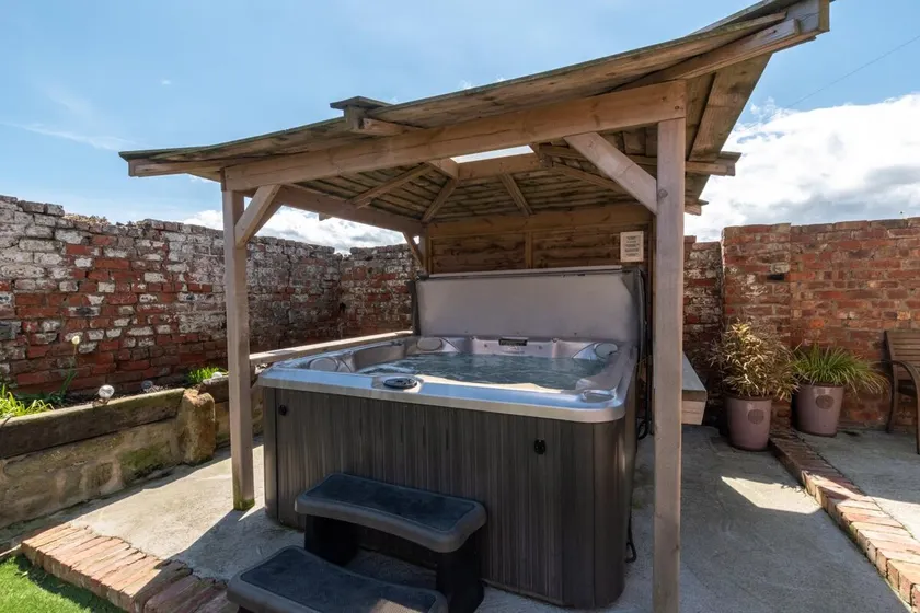 2 Bed in Saltburn-by-the-sea oc-wa021 - Image 1