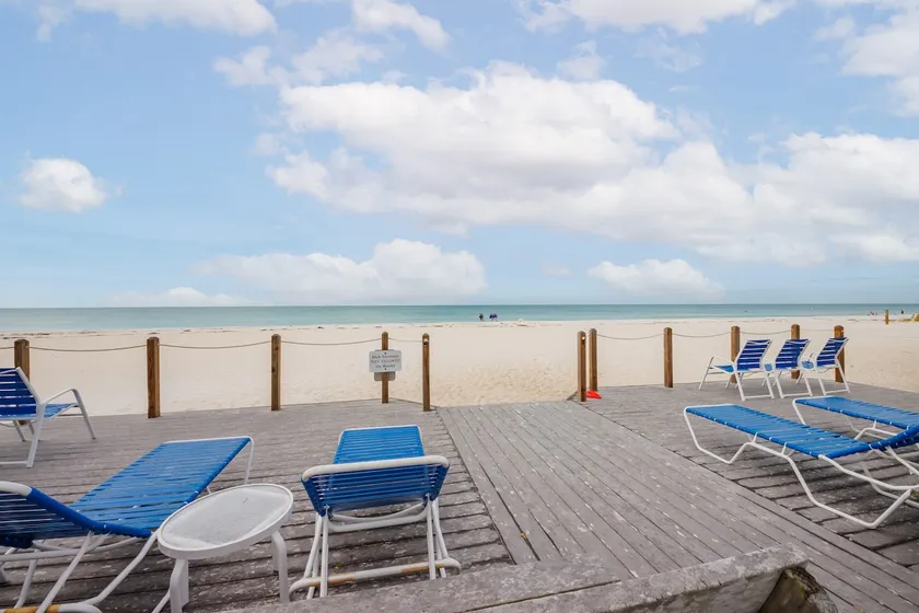 Gulf Place 7B - Image 1