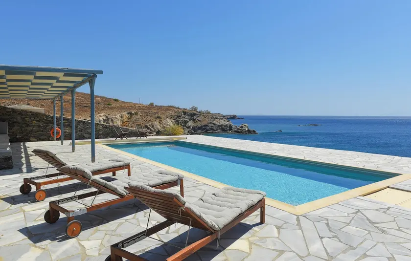 Stunning Home In Ampela, Syros - Image 1
