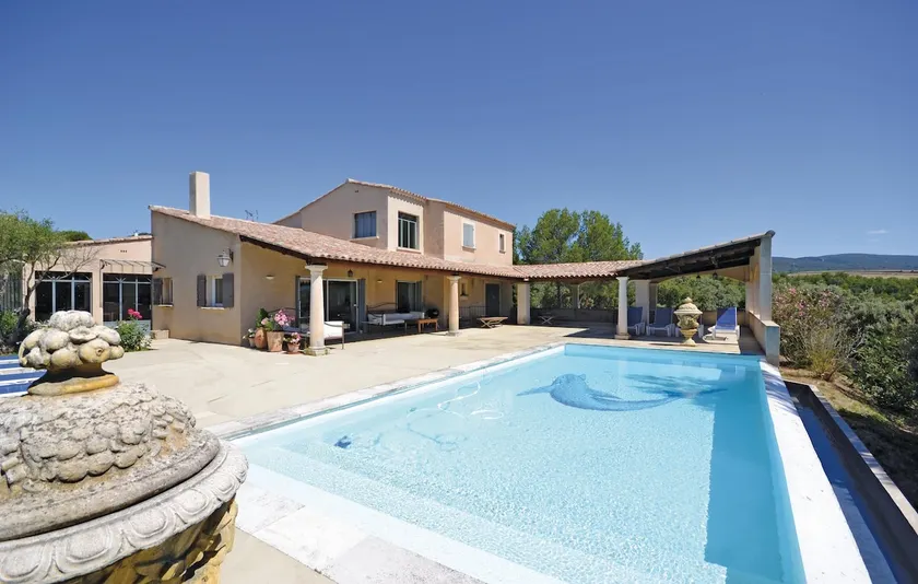 Awesome Home In Joucas With Kitchen - Image 1