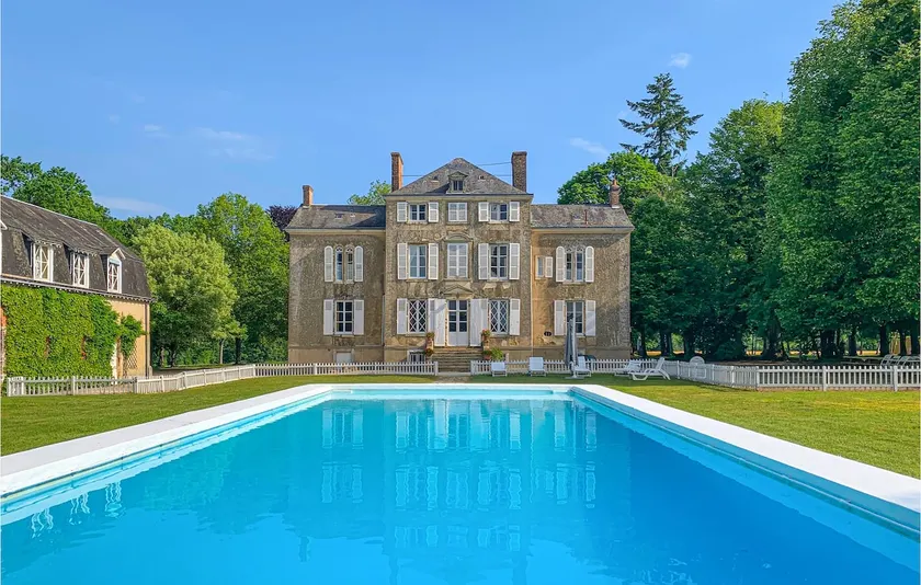 Lovely Home In St Michel Dchavaignes - Image 1