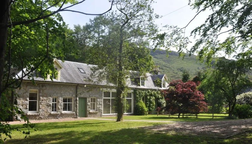The Old Coach House Alltshellach Cottages - Image 1