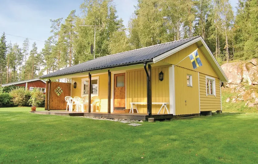 2 bedroom stunning home in Svenljunga - Image 1