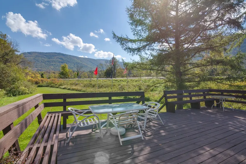 Hunter Hideaway w/ Yard & Deck: 3 Mi to Ski Slopes - Image 1