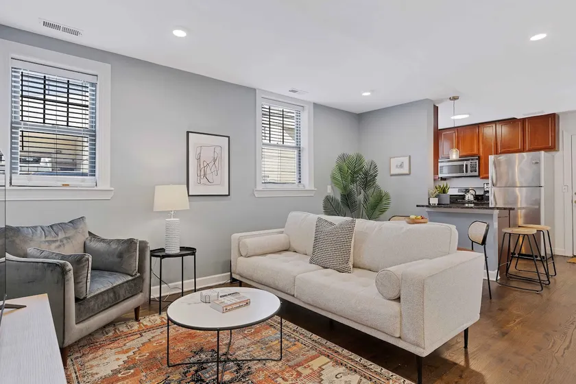 Modern Design 2 Bd Condo In Iconic Lincoln Square - Image 1