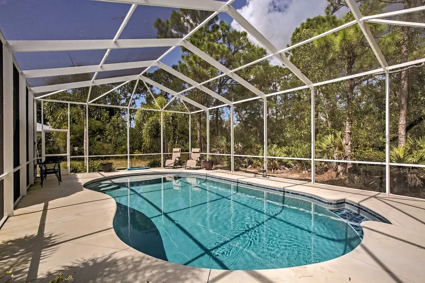 Bokeelia Cottage w/ Private Pool - Image 1
