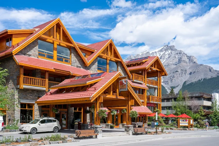 Spacious Rockies Getaway | Hot Pools access! - Image 1