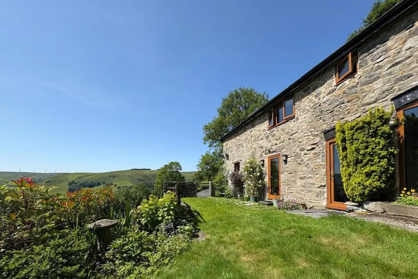 3 Bed in Machynlleth (oc-413947) - Image 1