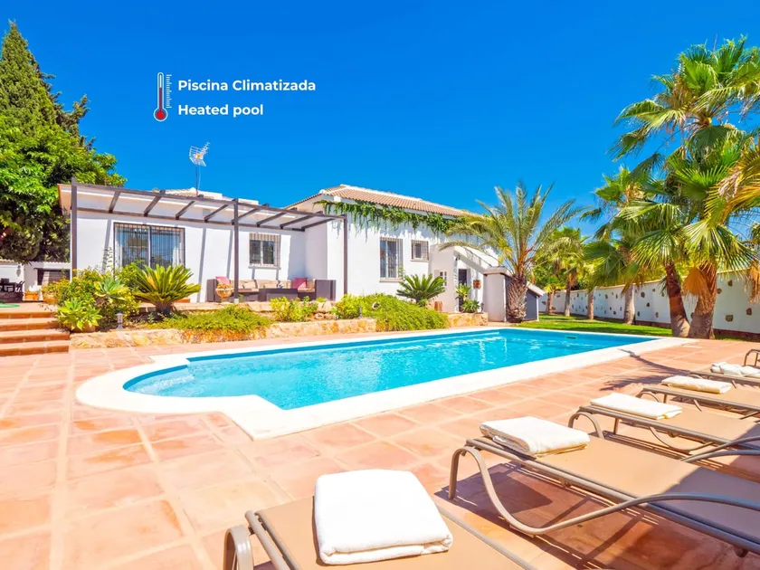 Cubo's Villa Bellavista La Jona & Heated Pool / Grill / WLAN / Kamin / beheizter Pool - Image 1