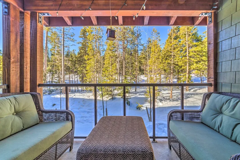 Central Mammoth Lakes Byhus med privat boblebad - Image 1