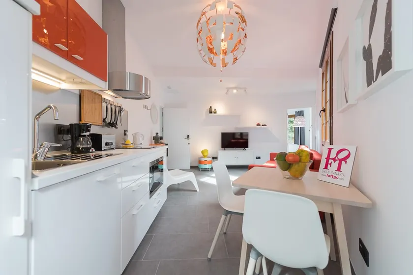 Cheerful, bright and balcony in the historic center. Loft GC - Image 1