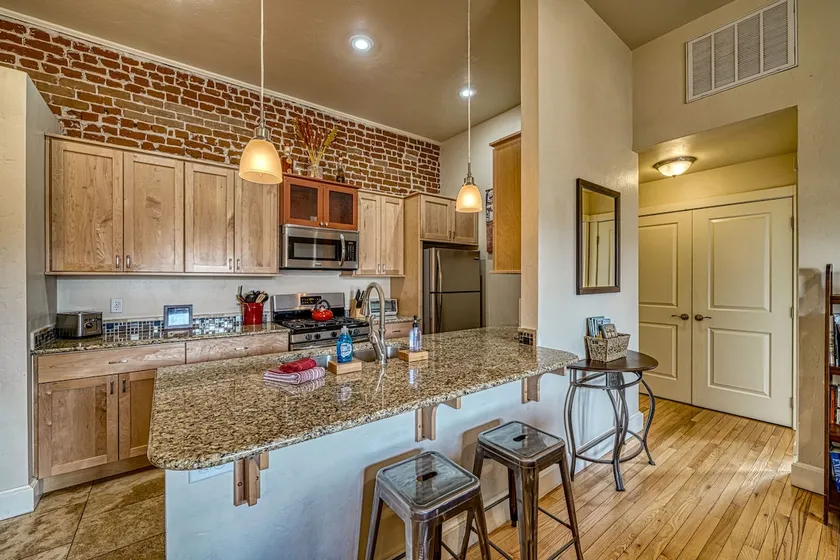 Downtown - Close to Shops, Trails, & River! - Image 1