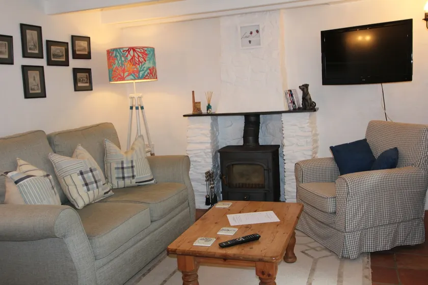 Ginentonic Cottage - Image 1