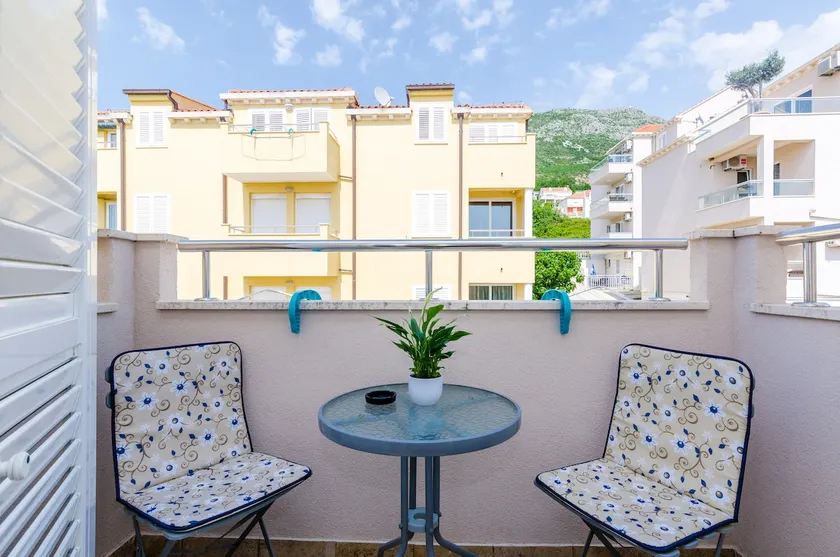 Ana Apartment - Image 1