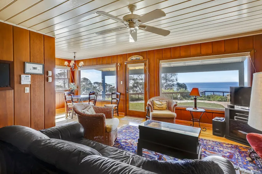 Seacliff Rose on Bluff: Oceanfront, Pet-Friendly - Image 1