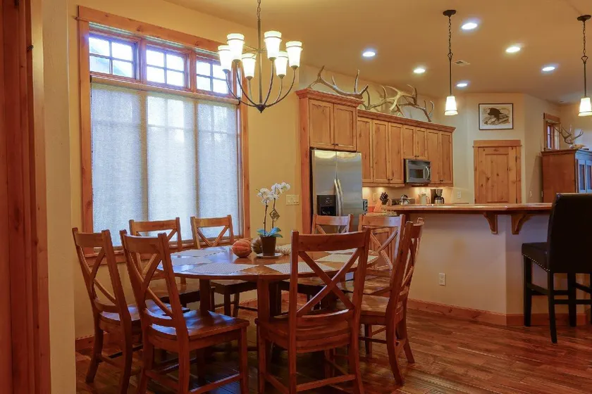 Legends Townhouse-Luxury Townhouse Near Bozeman an - Image 1