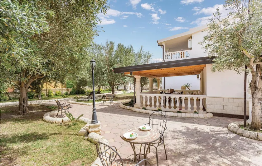 Villa Antonia - Image 1